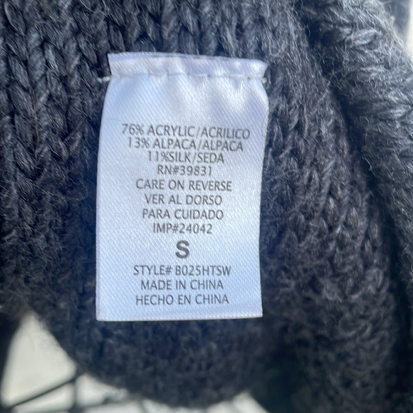 Democracy Jeans Boho Sweater Vest - Picture 3 of 7